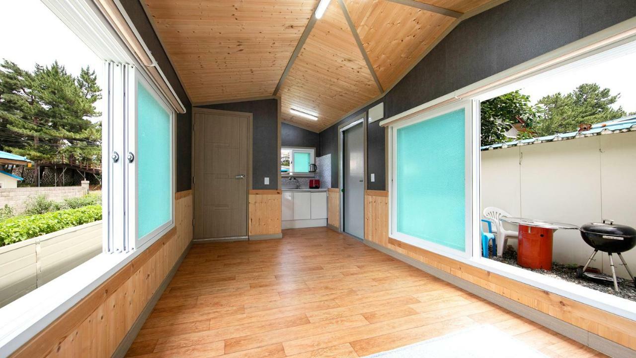 Samcheok Sol Beach Pension Exterior photo