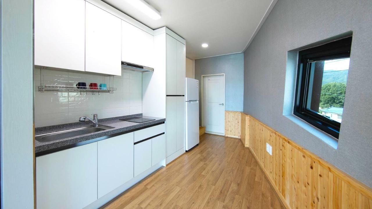 Samcheok Sol Beach Pension Exterior photo