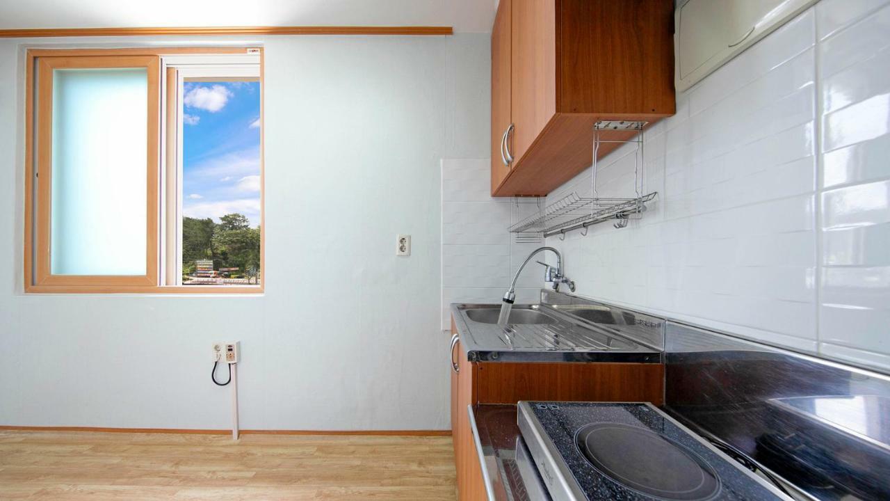 Samcheok Sol Beach Pension Exterior photo
