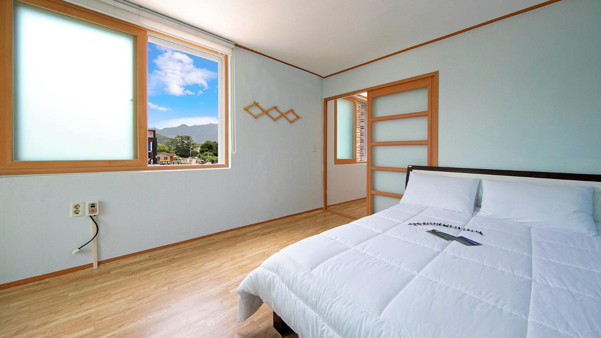 Samcheok Sol Beach Pension Exterior photo