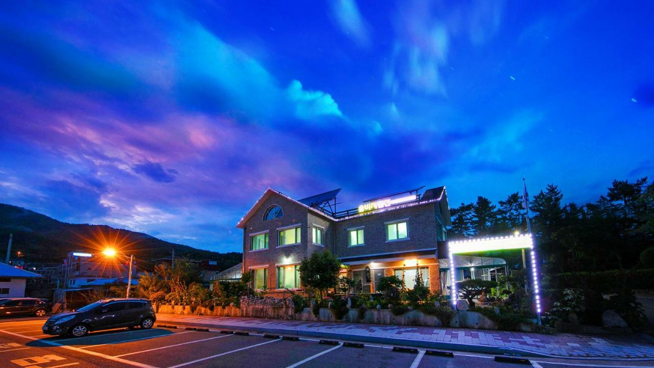 Samcheok Sol Beach Pension Exterior photo